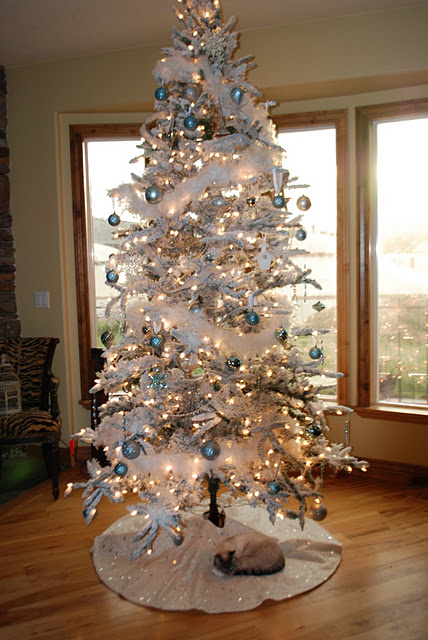 white christmas tree 1