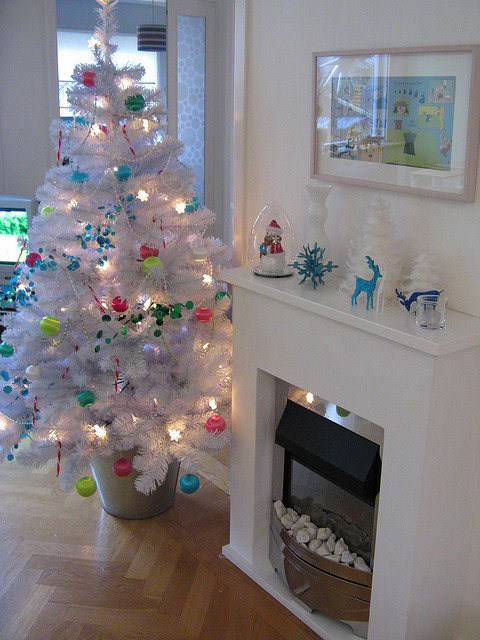 white christmas tree 2